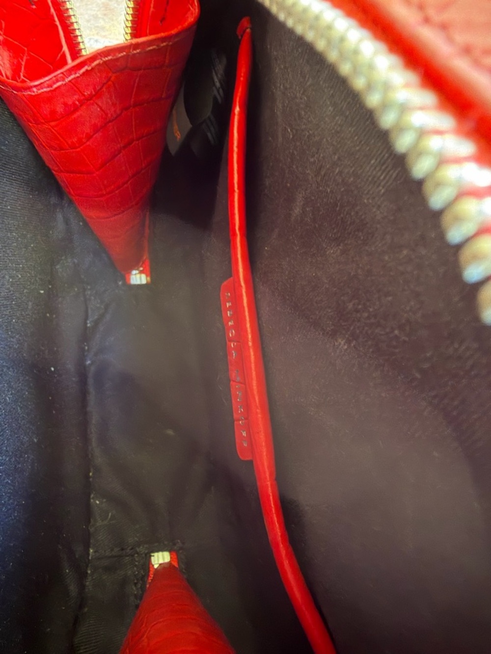 Rebecca Minkoff Red croc embossed leather Kate circle bag. Great condition. - Picture 7 of 10
